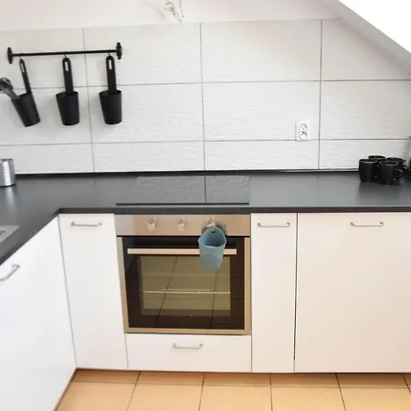 Maki Gram Apartman *