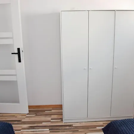 Maki Gram Apartment *